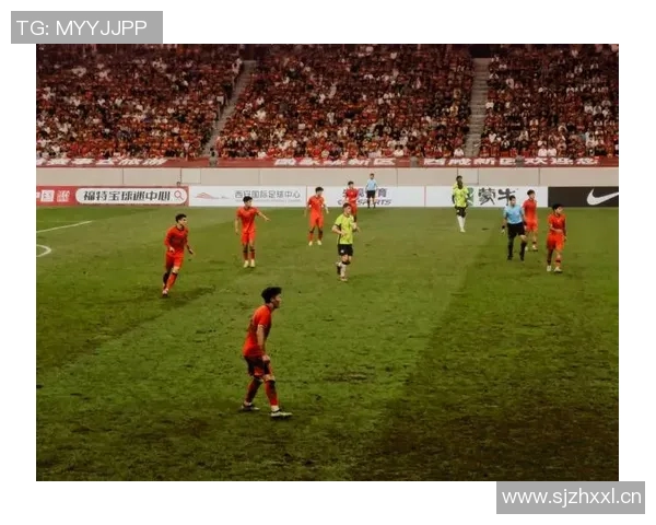 西安足球队中路突破分析:成功与失误的深度剖析与反思 西安足球队中路突破分析:成功与失误的深度剖析与反思