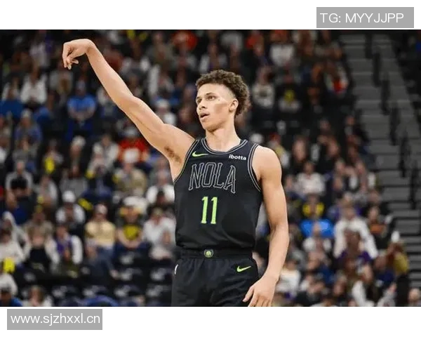 戴森丹尼尔斯崛起之路：从青涩新星到篮球场上的全能战士