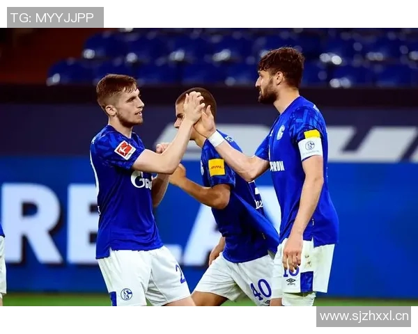 科隆与沙尔克的激烈对决揭示德甲新赛季的竞争格局与球队实力较量 科隆与沙尔克的激烈对决揭示德甲新赛季的竞争格局与球队实力较量