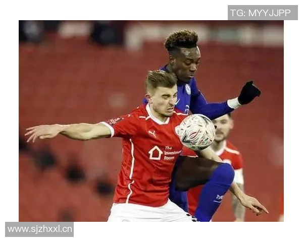 巴恩斯利主场迎战西布朗姆全力争胜的激烈对决