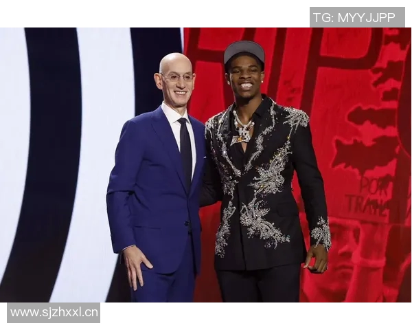 斯库特亨德森的篮球之路：从新星到未来的NBA巨星