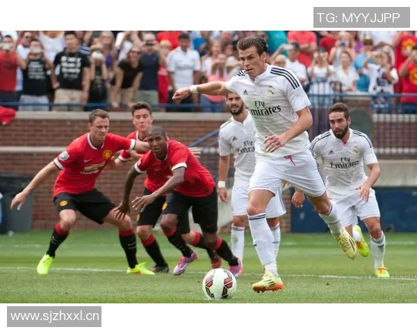 莫斯巴达与图恩的激烈对决揭示足球战术与团队合作的魅力